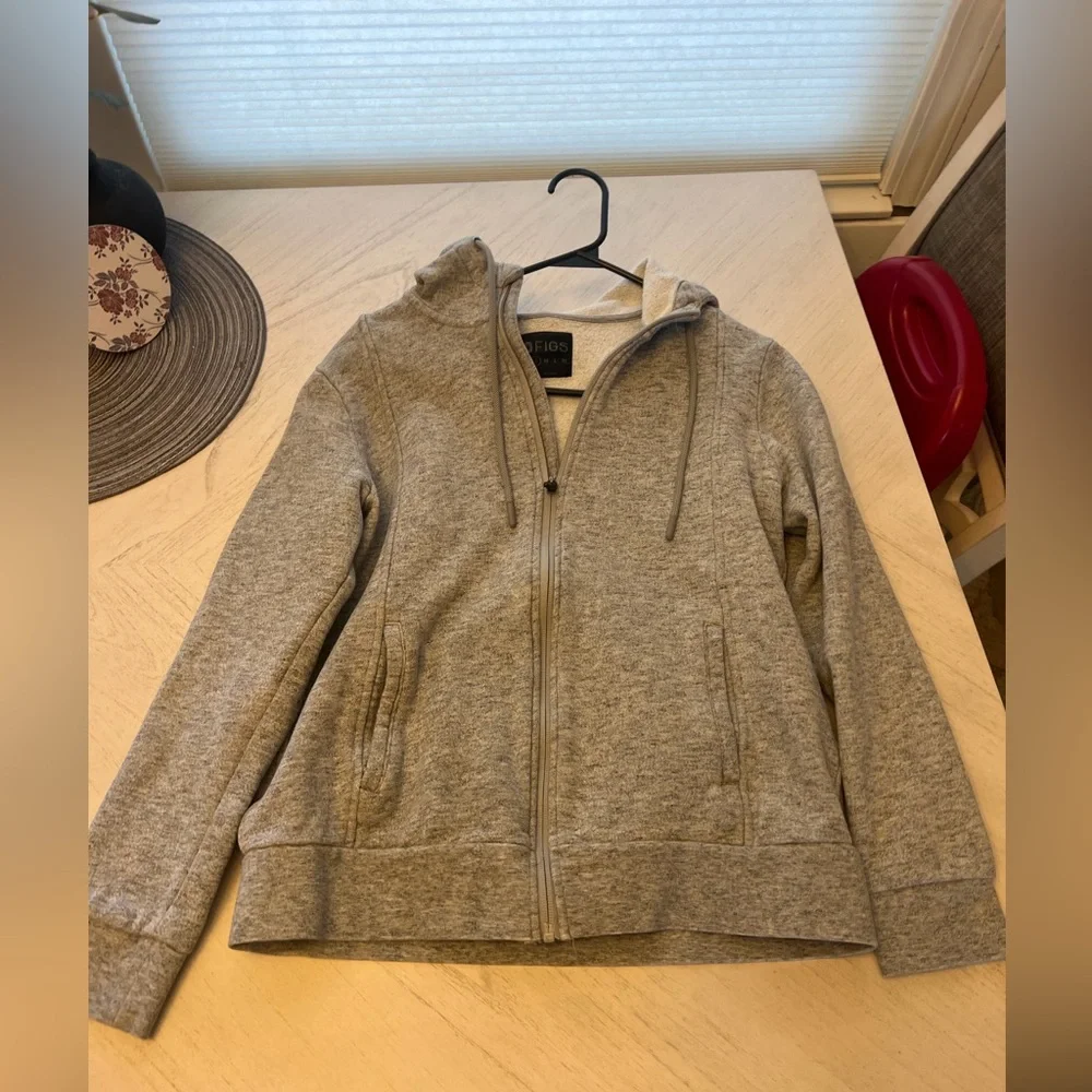 Figs Essential Fleece full zip hoodie - Picture 2 of 6